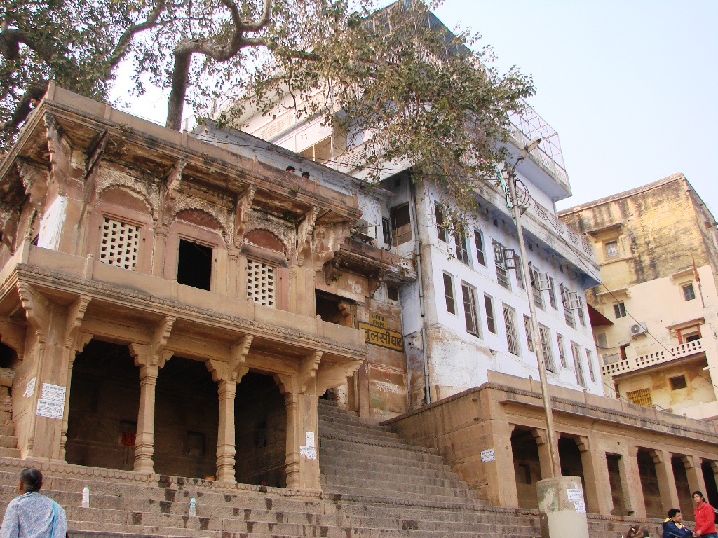 Know why every tourist in Varanasi should visit Tulsi Ghat