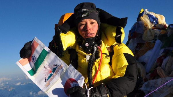 Arunachal’s Anshu Jamsenpa The first woman to scale Mt Everest twice in 5 days