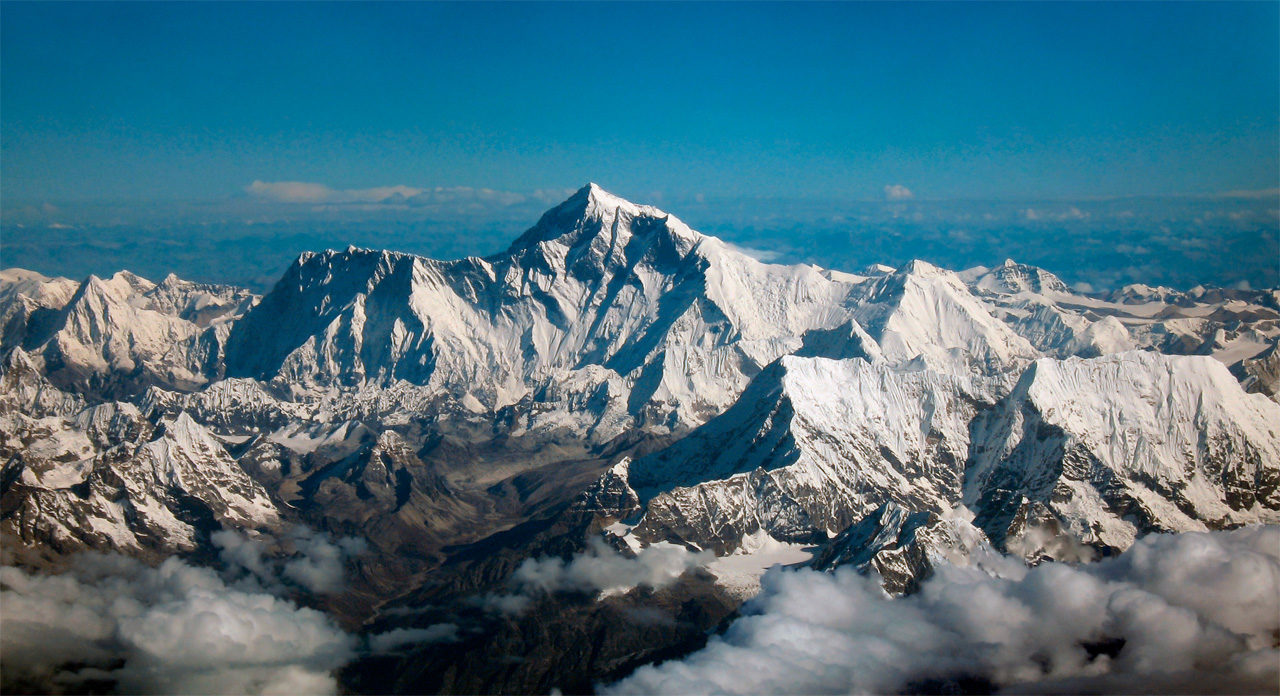 16-yr-old Indian becomes youngest woman to scale Mt. Everest